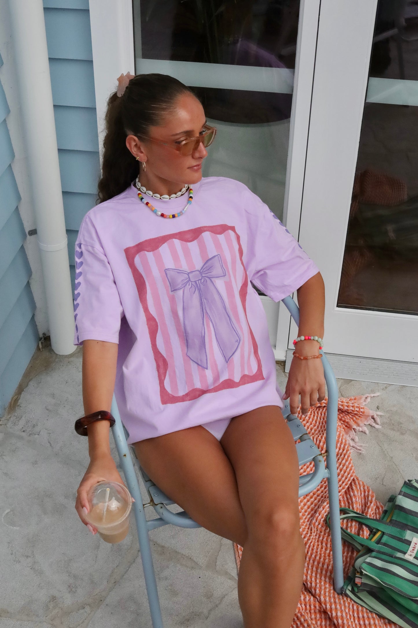 ‘Bow & Hearts’ Oversized Graphic T-Shirt