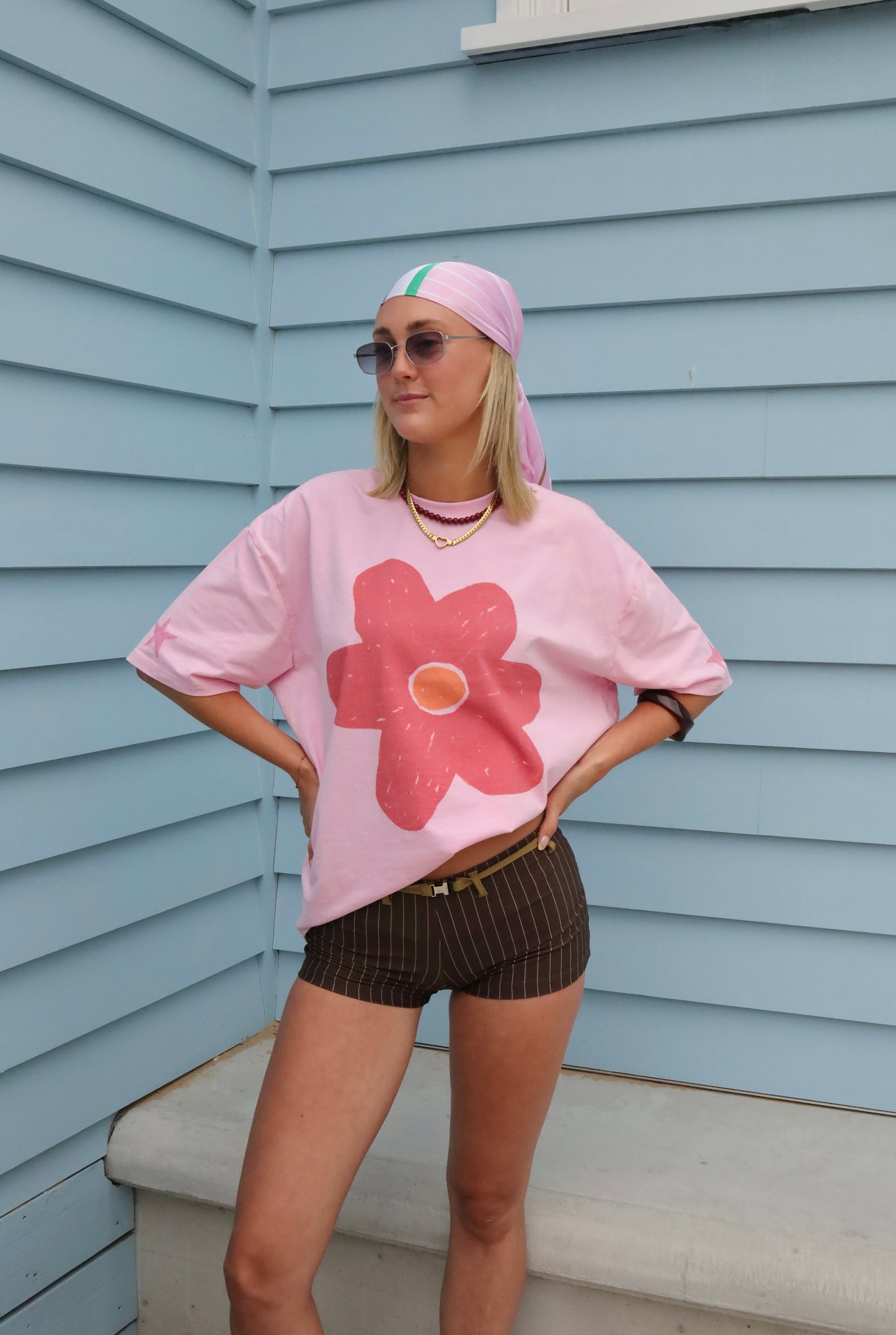 Oversized T-shirt med blommigt tryck